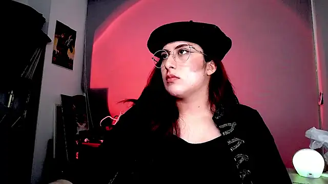 Snapshot of Scarlett_Sen chatting on November 27, 2025, 1:33 pm Scarlett Sen online show from November 27, 2025, 1:33 pm