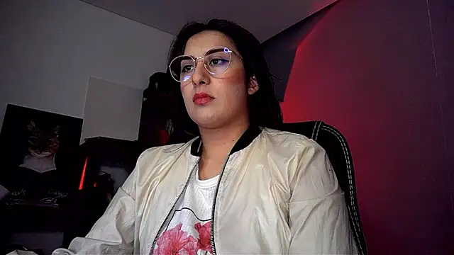 Snapshot of Scarlett_Sen chatting on September 25, 2025, 3:18 pm Scarlett Sen online show from September 25, 2025, 3:18 pm