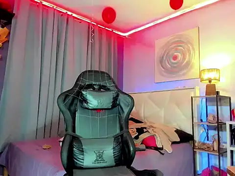 Snapshot of Amethyst_ts chatting on March 7, 2025, 2:57 am Amethyst ts online show from March 7, 2025, 2:57 am