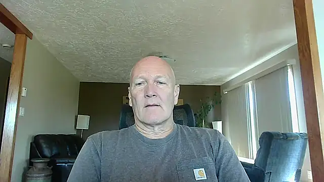 Snapshot of BasicAnt chatting on September 29, 2025, 4:56 pm BasicAnt online show from September 29, 2025, 4:56 pm