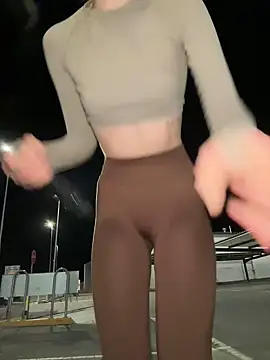 Snapshot of HopeHeaven chatting on February 5, 2025, 9:29 pm HopeHeaven online show from February 5, 2025, 9:29 pm