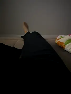 MAHKE12 online show from October 26, 2025, 9:26 pm