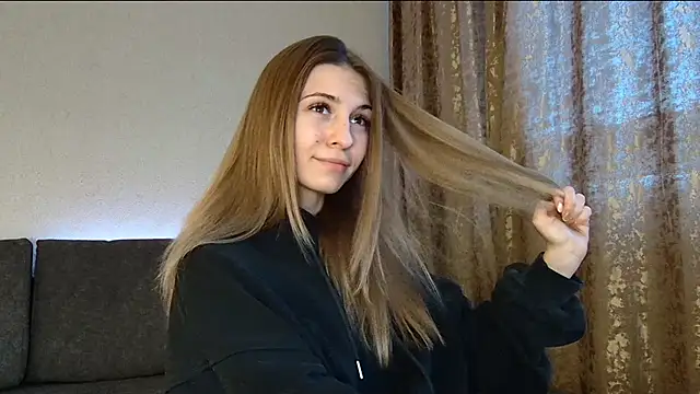 Snapshot of LovelyKatea chatting on February 24, 2025, 12:16 pm LovelyKatea online show from February 24, 2025, 12:16 pm