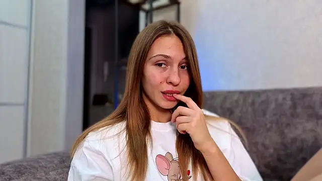 Snapshot of LovelyKatea chatting on October 12, 2025, 1:45 pm LovelyKatea online show from October 12, 2025, 1:45 pm