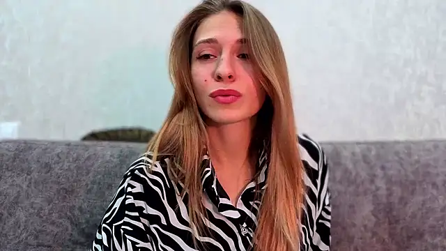 Snapshot of LovelyKatea chatting on September 9, 2025, 3:21 pm LovelyKatea online show from September 9, 2025, 3:21 pm