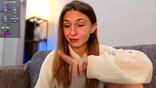 Snapshot of LovelyKatea chatting on October 7, 2025, 2:18 pm LovelyKatea online show from October 7, 2025, 2:18 pm