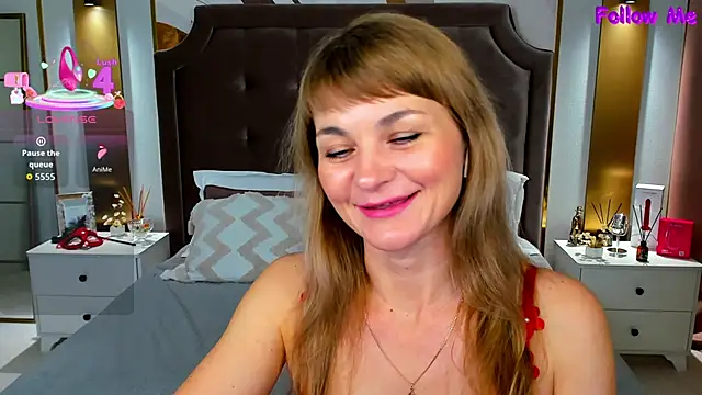 annasimonsj online show from November 24, 2025, 1:05 am