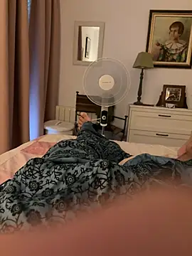 Snapshot of exhibcho chatting on July 18, 2026, 1:30 pm exhibcho online show from July 18, 2026, 1:30 pm