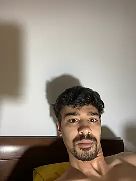 Snapshot of Hermanooooooo chatting on May 13, 2026, 1:51 pm Hermanooooooo online show from May 13, 2026, 1:51 pm