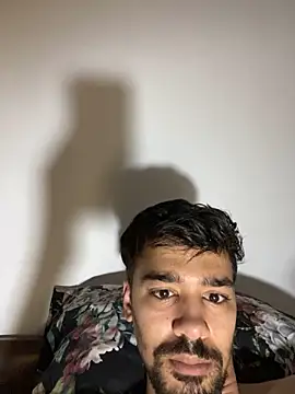 Snapshot of Hermanooooooo chatting on April 13, 2026, 12:53 pm Hermanooooooo online show from April 13, 2026, 12:53 pm
