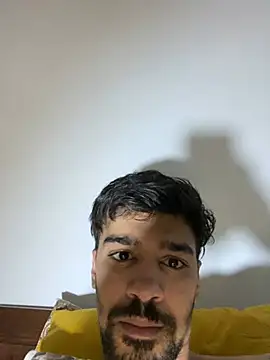 Snapshot of Hermanooooooo chatting on April 14, 2026, 5:12 am Hermanooooooo online show from April 14, 2026, 5:12 am
