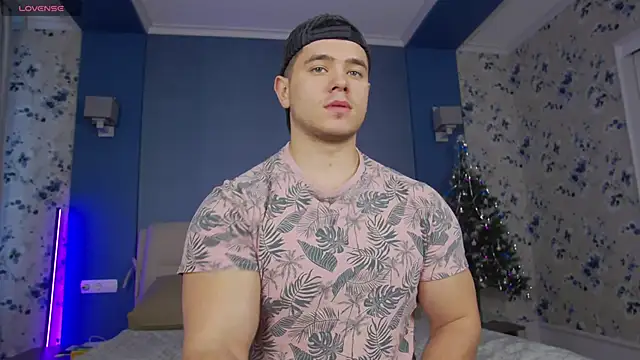 Arilas  online show from December 17, 2024, 7:18 am