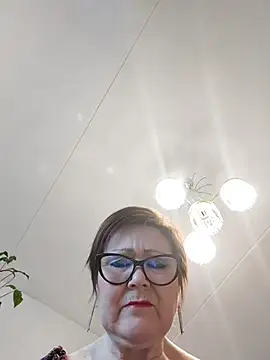 Snapshot of Fire_Night chatting on November 29, 2025, 7:52 am Fire Night online show from November 29, 2025, 7:52 am