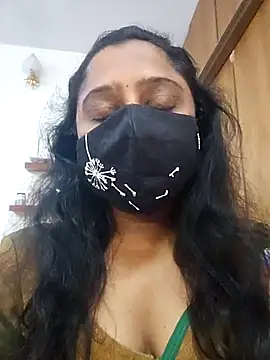 sexynayan23 online show from October 1, 2025, 5:12 am