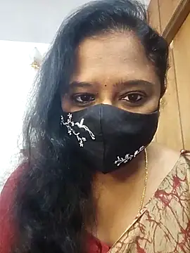 sexynayan23 online show from October 21, 2025, 5:07 am