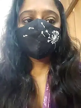 sexynayan23 online show from September 29, 2025, 5:25 am