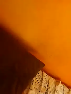 Snapshot of Emanuel45js chatting on December 7, 2024, 9:11 am Emanuel45js online show from December 7, 2024, 9:11 am