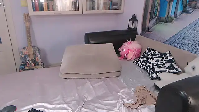 Snapshot of Kiratssweety chatting on March 15, 2025, 8:26 am Kiratssweety online show from March 15, 2025, 8:26 am