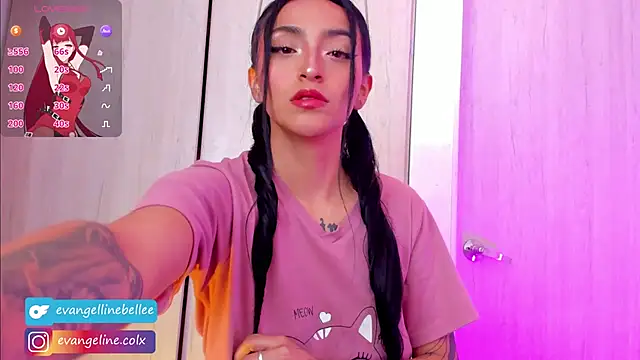 Snapshot of Evangeline_Belle chatting on December 16, 2025, 11:03 am Evangeline Belle online show from December 16, 2025, 11:03 am