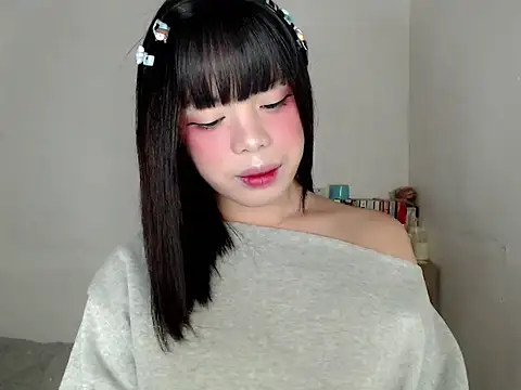 SweetCheska19 online show from June 10, 2026, 7:48 pm
