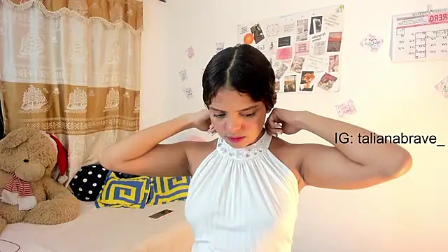 Snapshot of ValienteGirl_ chatting on February 8, 2025, 3:52 am ValienteGirl online show from February 8, 2025, 3:52 am