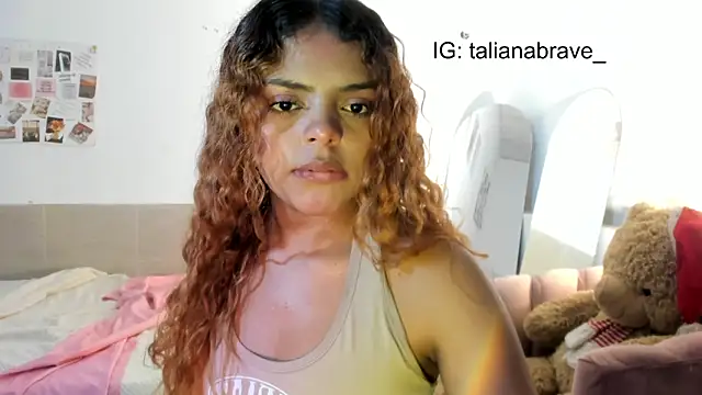 Snapshot of ValienteGirl_ chatting on October 2, 2025, 3:21 am ValienteGirl online show from October 2, 2025, 3:21 am