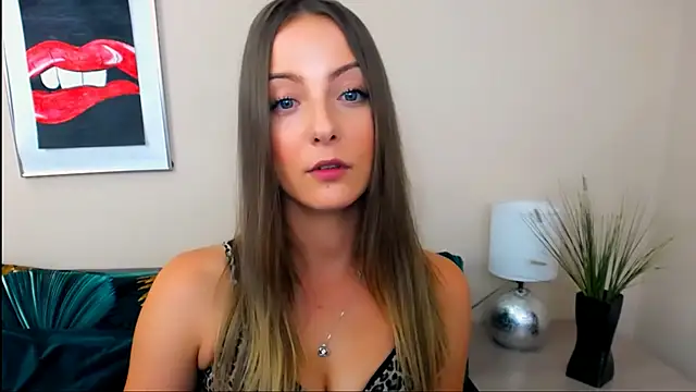 NatalieSexy online show from August 3, 2026, 8:44 am