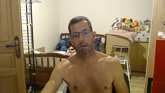 Snapshot of steph19x5 chatting on July 6, 2026, 10:01 pm steph19x5 online show from July 6, 2026, 10:01 pm
