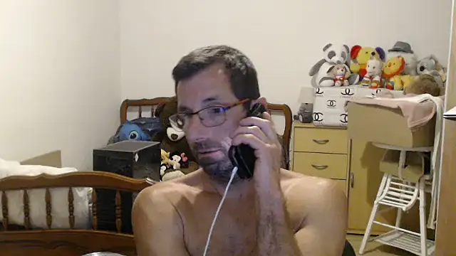Snapshot of steph19x5 chatting on August 8, 2026, 9:38 am steph19x5 online show from August 8, 2026, 9:38 am