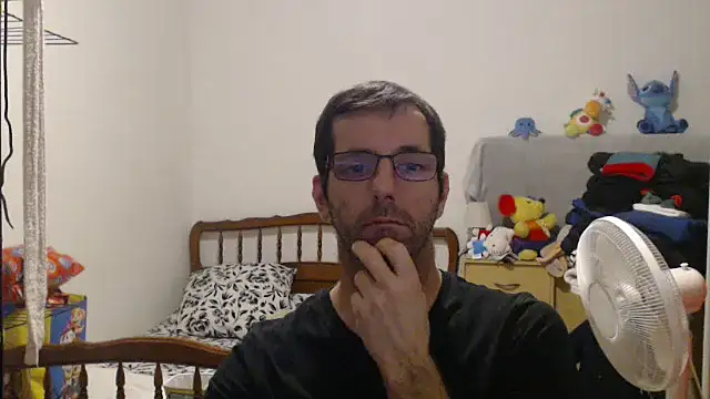 Snapshot of steph19x5 chatting on November 6, 2025, 4:16 am steph19x5 online show from November 6, 2025, 4:16 am