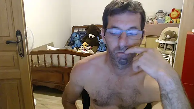 Snapshot of steph19x5 chatting on June 17, 2026, 6:29 pm steph19x5 online show from June 17, 2026, 6:29 pm