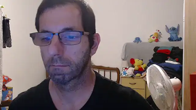 Snapshot of steph19x5 chatting on November 7, 2025, 6:40 am steph19x5 online show from November 7, 2025, 6:40 am