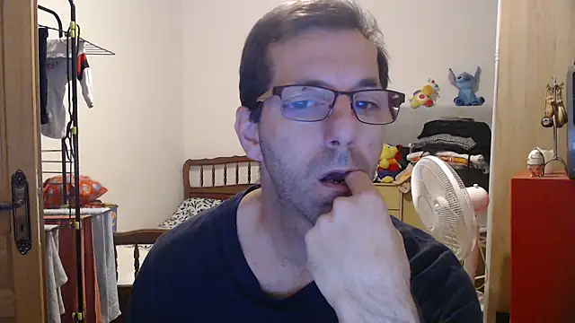 Snapshot of steph19x5 chatting on November 11, 2025, 7:14 am steph19x5 online show from November 11, 2025, 7:14 am