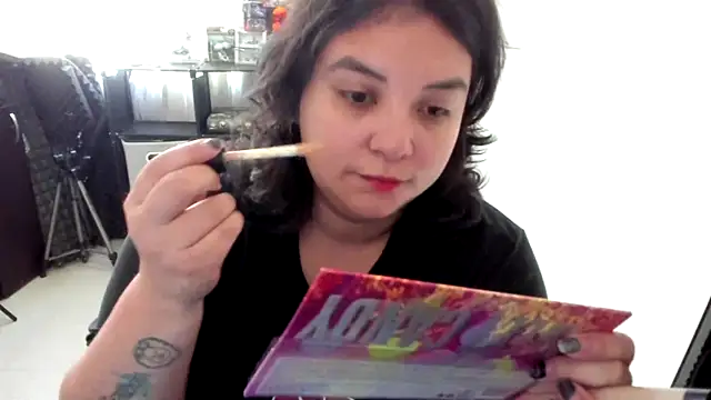 aika-dreams online show from November 27, 2025, 1:00 pm