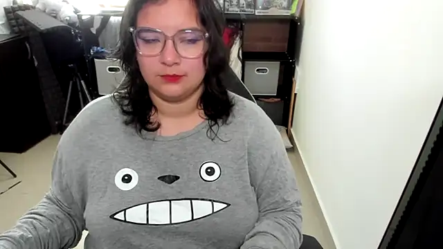 aika-dreams online show from November 8, 2025, 1:36 pm