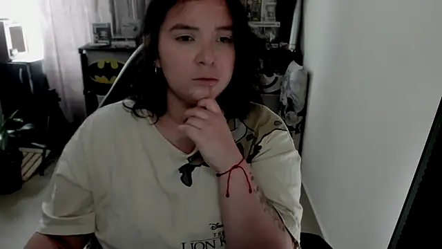 aika-dreams online show from April 5, 2026, 1:51 pm