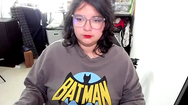 aika-dreams online show from November 2, 2025, 1:05 pm