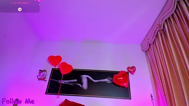 perla hott1 online show from February 26, 2026, 3:01 pm