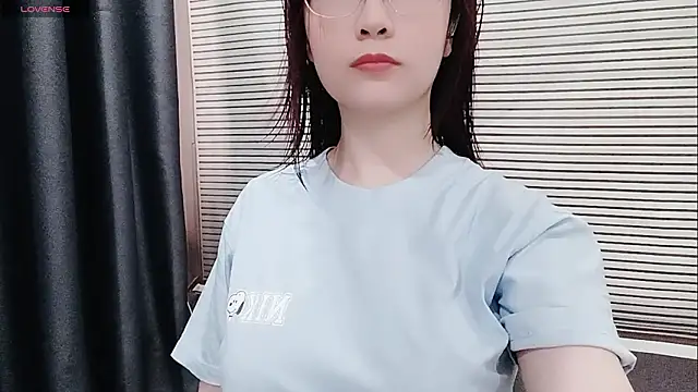 pelue online show from March 31, 2026, 1:29 am