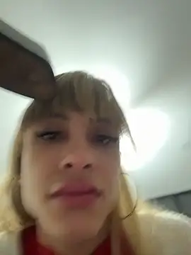 stormytt  online show from April 3, 2026, 5:03 am