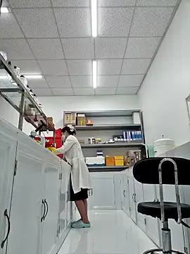 HinaLovely online show from February 5, 2026, 9:16 am