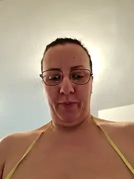 Snapshot of Goodass7 chatting on November 27, 2025, 9:43 am Goodass7 online show from November 27, 2025, 9:43 am