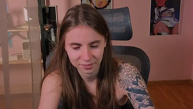  AnnaStark  online show from November 15, 2025, 8:35 pm