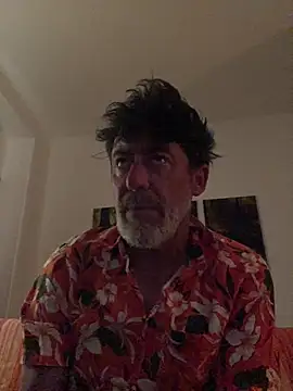 maxximere online show from April 19, 2026, 12:55 am