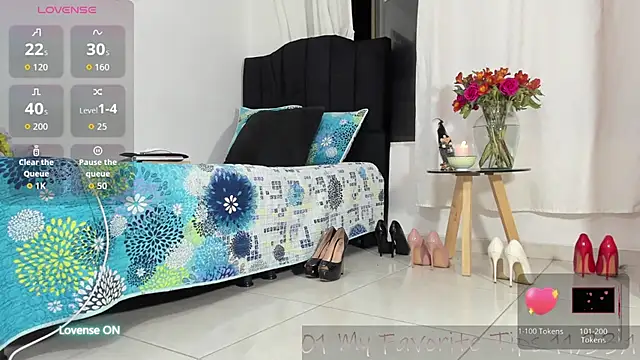 Snapshot of emely_garcia chatting on July 22, 2026, 1:18 am emely garcia online show from July 22, 2026, 1:18 am