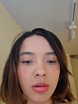 Irina Grant online show from March 15, 2025, 7:05 pm