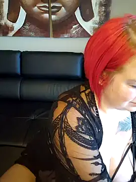 SarahDelSol online show from February 7, 2025, 8:33 am