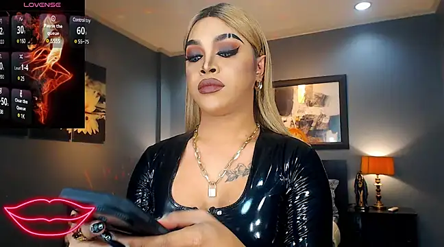 BitchyTYRA online show from March 9, 2025, 11:46 pm