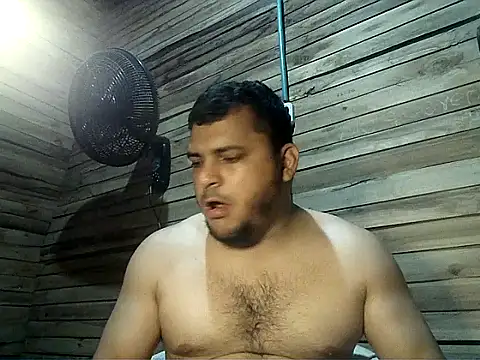 Snapshot of Arcangel_05 chatting on April 26, 2026, 4:21 am Arcangel 05 online show from April 26, 2026, 4:21 am