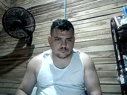 Snapshot of Arcangel_05 chatting on April 5, 2026, 2:51 am Arcangel 05 online show from April 5, 2026, 2:51 am